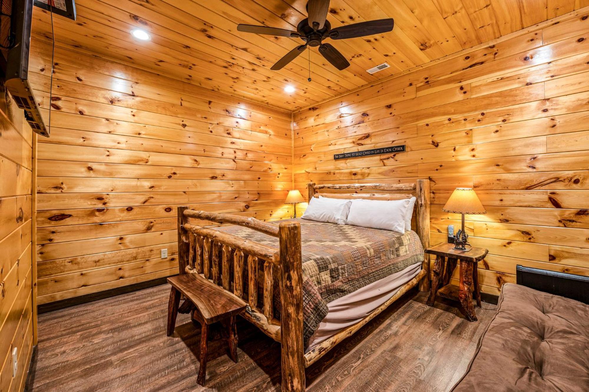 The Mighty Crabapple Manor By Stony Brook Cabins Gatlinburg Esterno foto