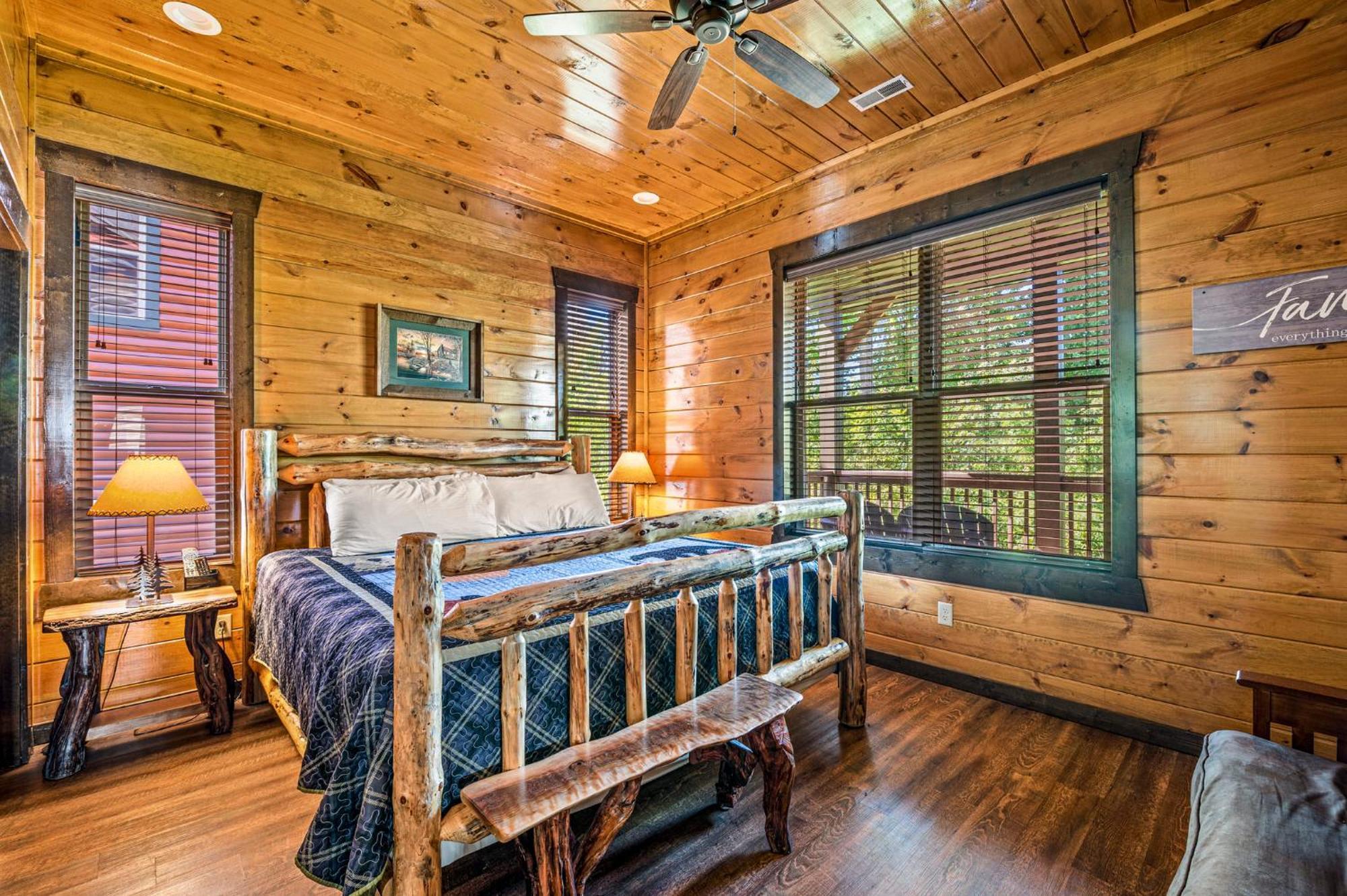 The Mighty Crabapple Manor By Stony Brook Cabins Gatlinburg Esterno foto